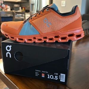 Men’s On Cloud Cloudstratus 10.5. Never worn. Brand new with tags.